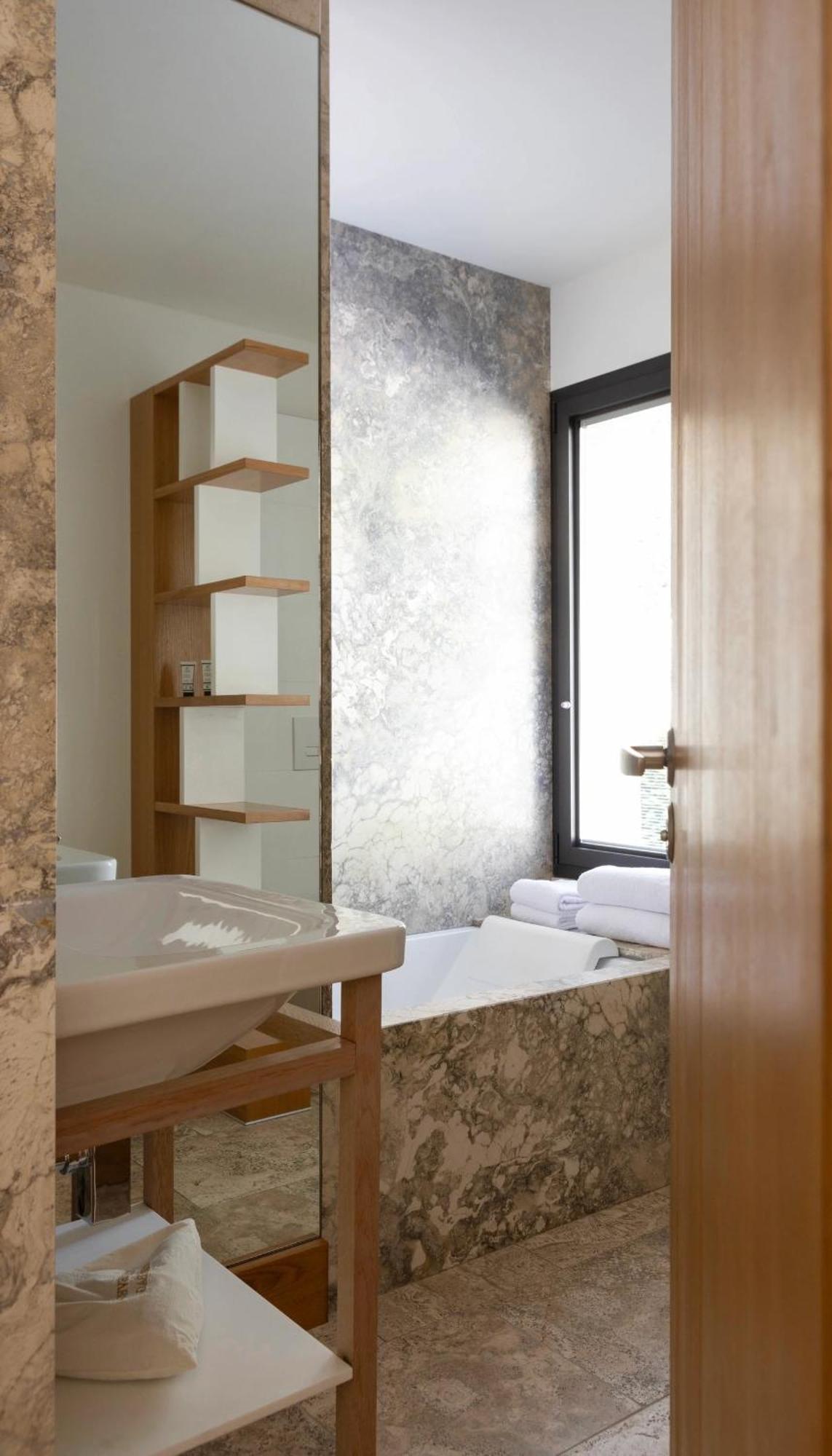 Dominique Colonna 4* Corte (Corsica)